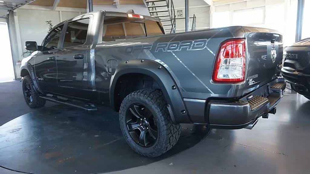 Dodge RAM 1500 HEMI 5.7l Crew-Cab*4x4*6Sitz*HOCH-BREIT 07/2023-photo-5