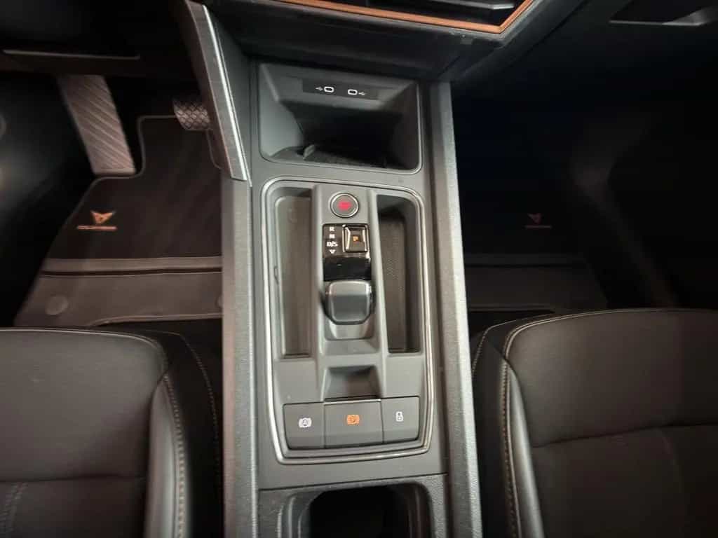 Cupra Formentor 4Drive 2.0 TSI DSG Navi Panoramadach 08/2023-photo-15