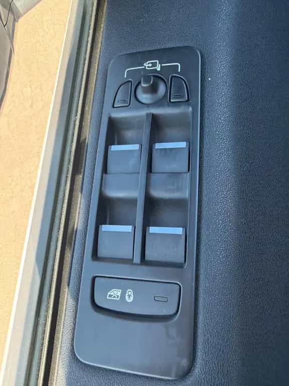 Land Rover Discovery Sport SE AWD 11/2018-photo-36