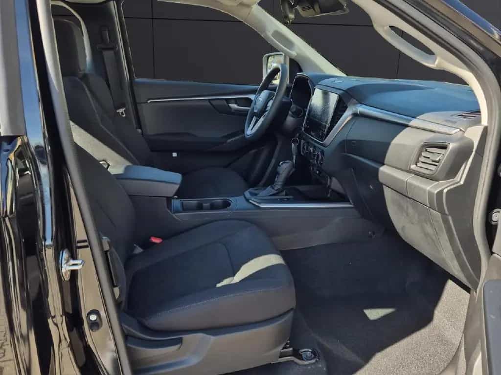Isuzu D-Max Space Cab 4WD LS null-photo-11