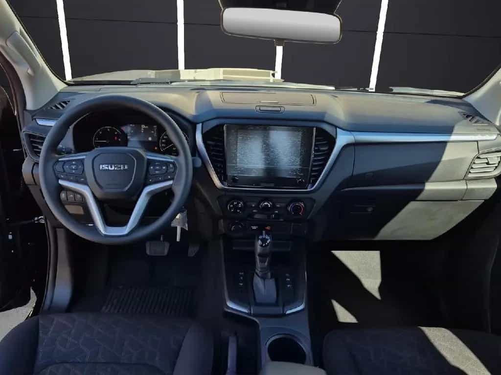 Isuzu D-Max Space Cab 4WD LS null-photo-12