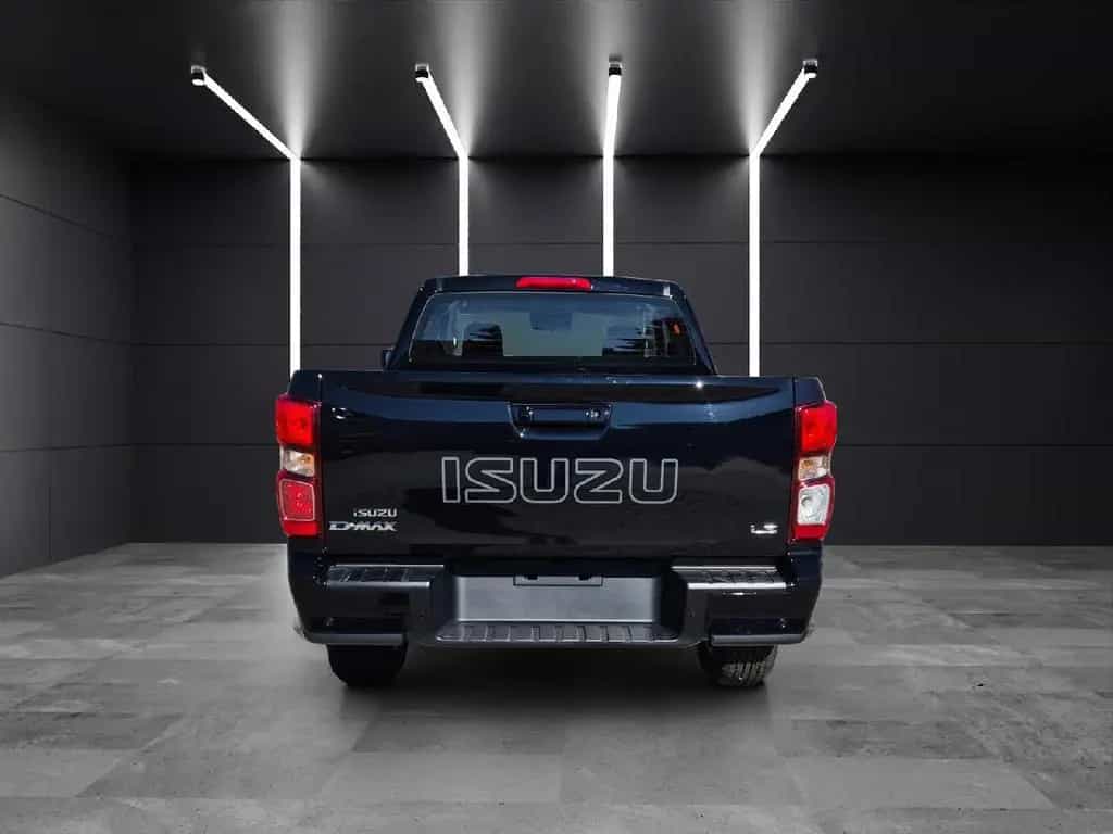 Isuzu D-Max Space Cab 4WD LS null-photo-3