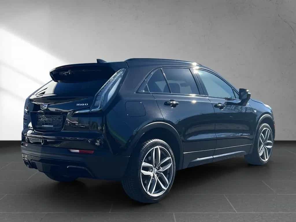 Cadillac XT4 Premium Luxury AWD HUD 11/2022-photo-3
