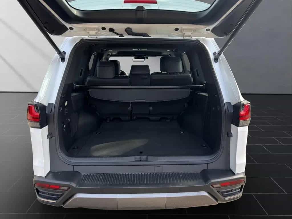 Lexus LX 500 D Luxury Mark Levinson+Full Options 03/2025-photo-18