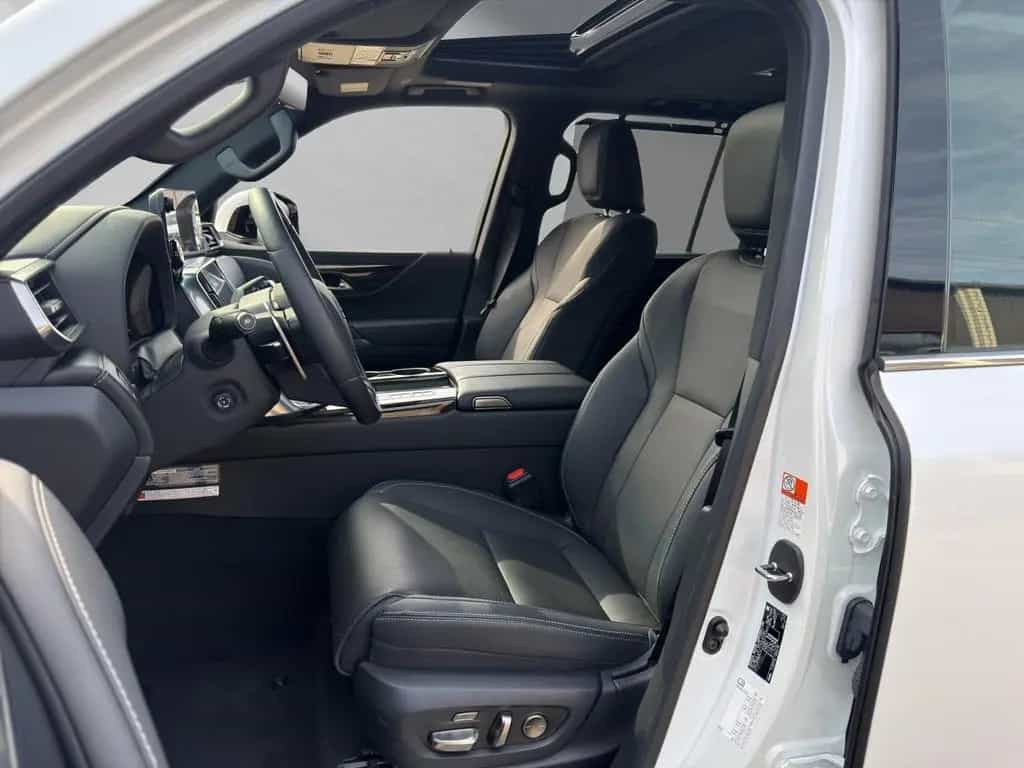 Lexus LX 500 D Luxury Mark Levinson+Full Options 03/2025-photo-8