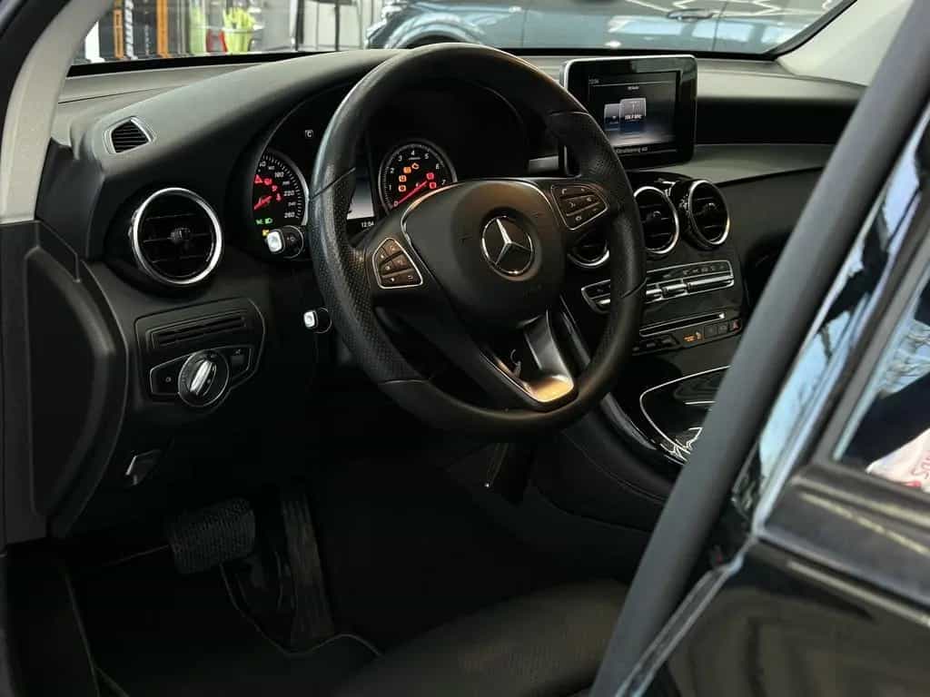 Mercedes-Benz GLC 300 4Matic Exclusive, LED, Leder, Kamera 10/2017-photo-6