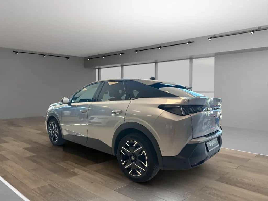 Peugeot 3008 Allure 1.2 145 eDSC6 Hybrid PDC/RFK/SHZ/LED 03/2025-photo-1