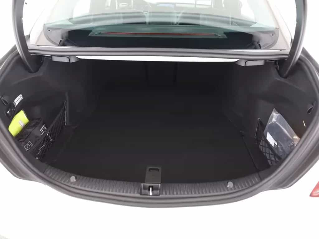 Mercedes-Benz C-Class 180 Exclusive Avantgarde AHK Kamera LED 05/2020-photo-15