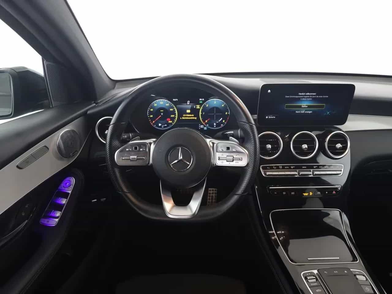 Mercedes-Benz GLC-Class 220 07/2020-photo-11
