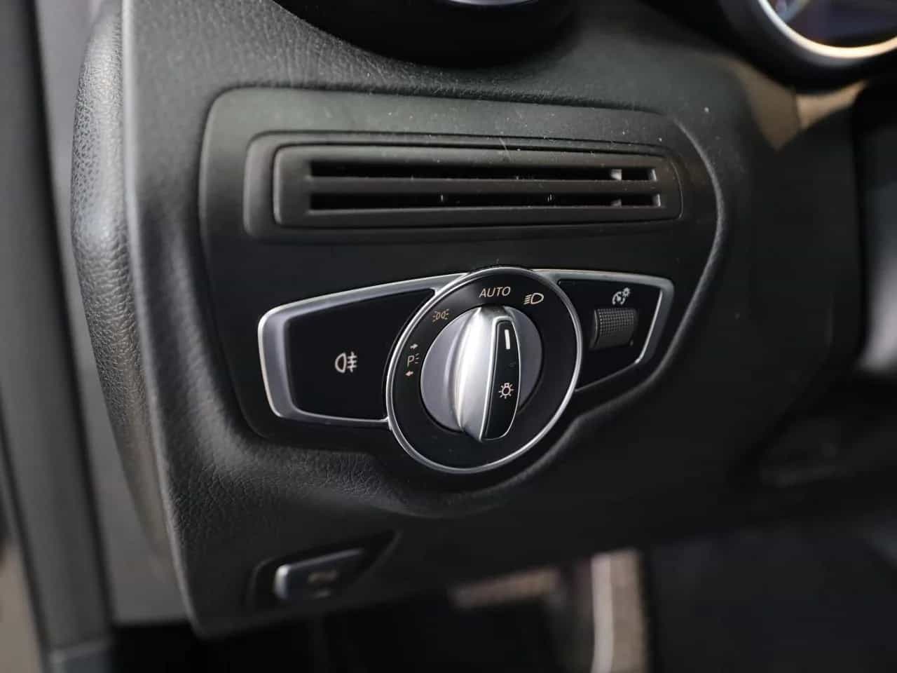 Mercedes-Benz GLC-Class 220 07/2020-photo-22