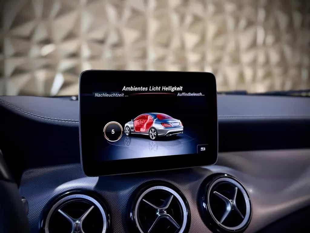 Mercedes-Benz CLA-Class 200|AMG-LINE|JUNGE-STERNE|EDITION|NAVI| 04/2018-photo-2