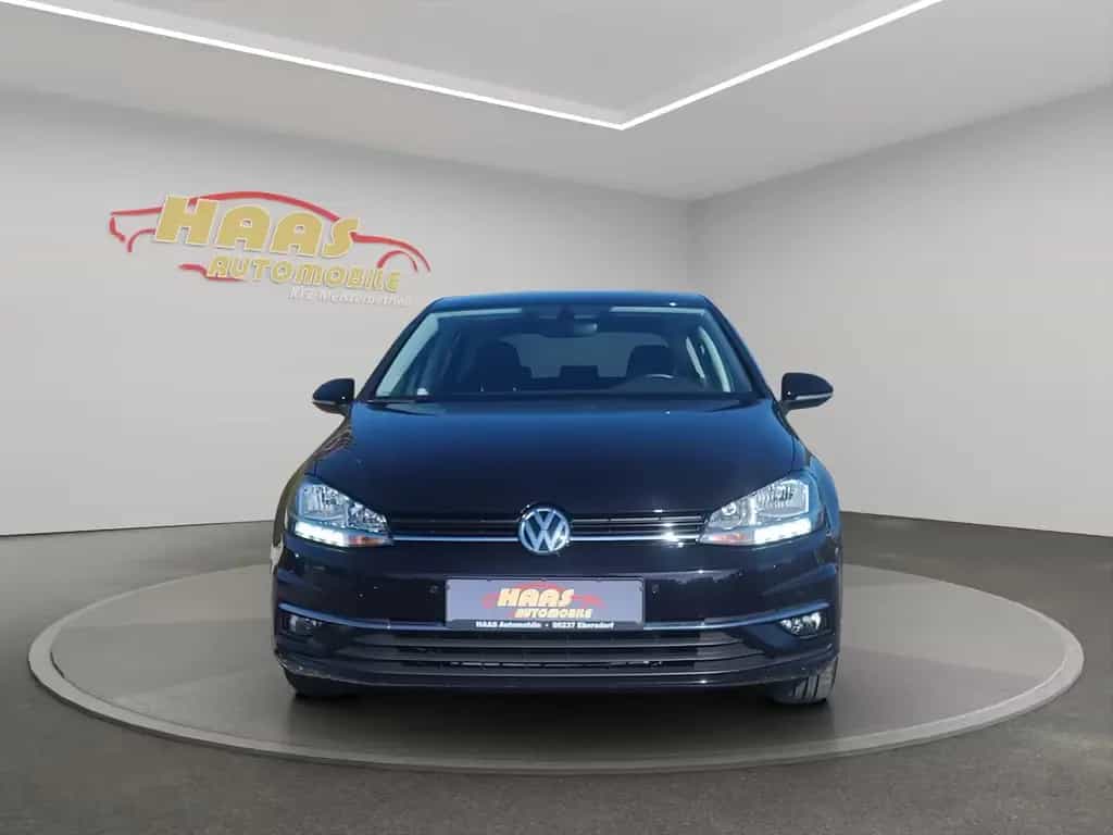 Volkswagen Golf VII Lim. Comfortline BMT *Tempomat*1.Hand* 06/2017-photo-1