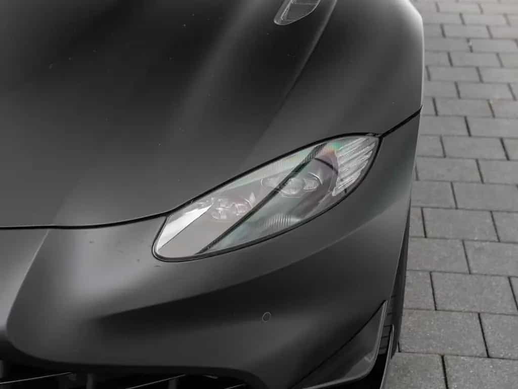 Aston Martin V8 Vantage F1 Edition 12/2022-photo-19