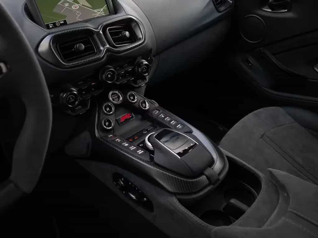 Aston Martin V8 Vantage F1 Edition 12/2022-photo-9