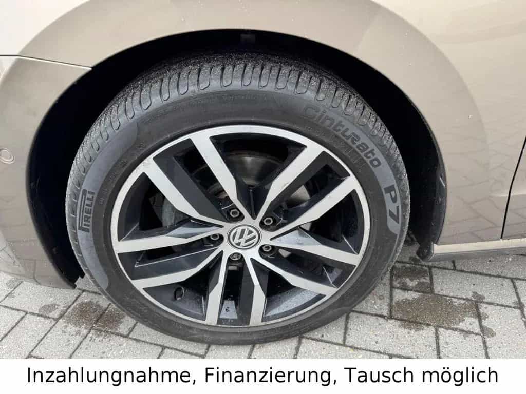 Volkswagen Golf Sportsvan VII Highline BMT/Start-Stopp 04/2015-photo-2