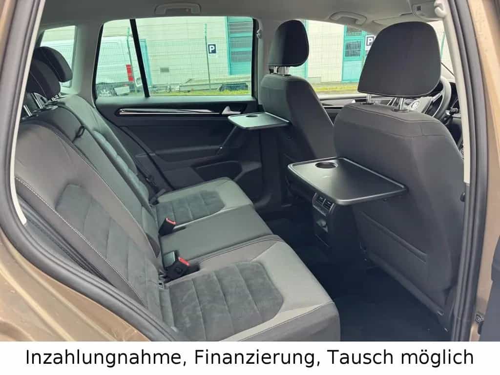 Volkswagen Golf Sportsvan VII Highline BMT/Start-Stopp 04/2015-photo-9