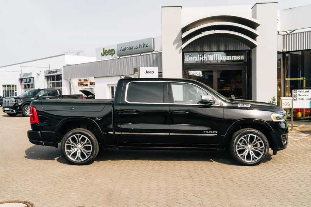 Dodge RAM 1500 CrewCab Tungsten-3,0l HO,RamBox,NAP,UBS 01/2026-photo-1