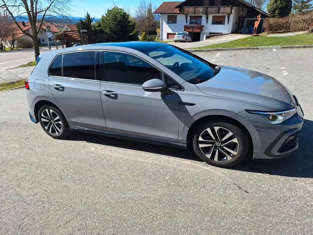 Volkswagen Golf 1.5 eTSI OPF 110kW DSG R-Line R-Line 12/2021-photo-0