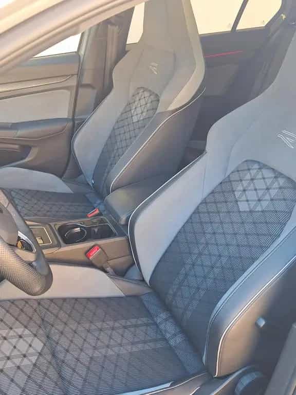 Volkswagen Golf 1.5 eTSI OPF 110kW DSG R-Line R-Line 12/2021-photo-9