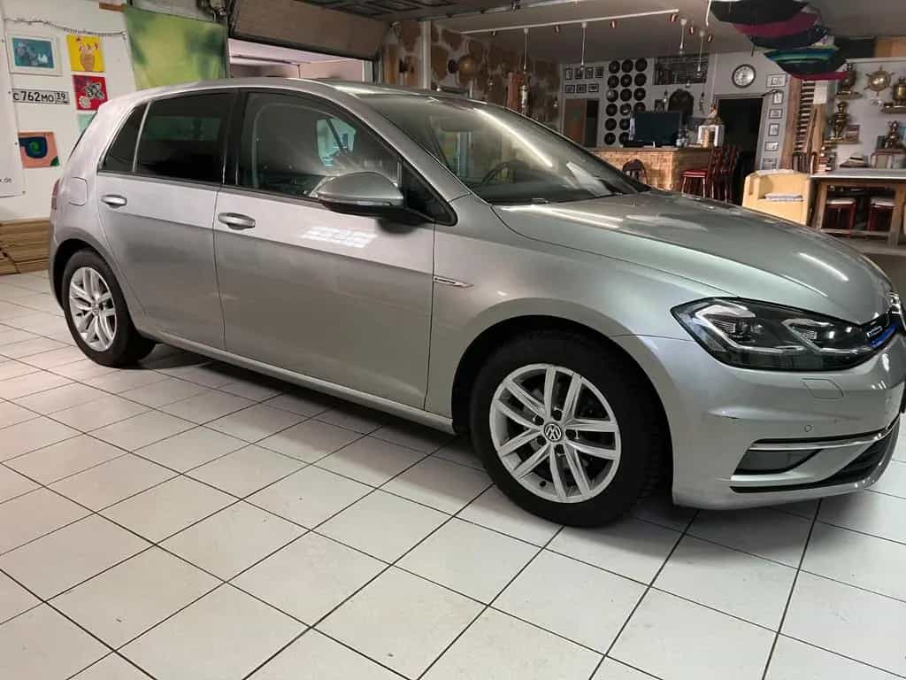 Volkswagen Golf VII Lim. Comfortline BlueMotion LED Digi 11/2019-photo-7