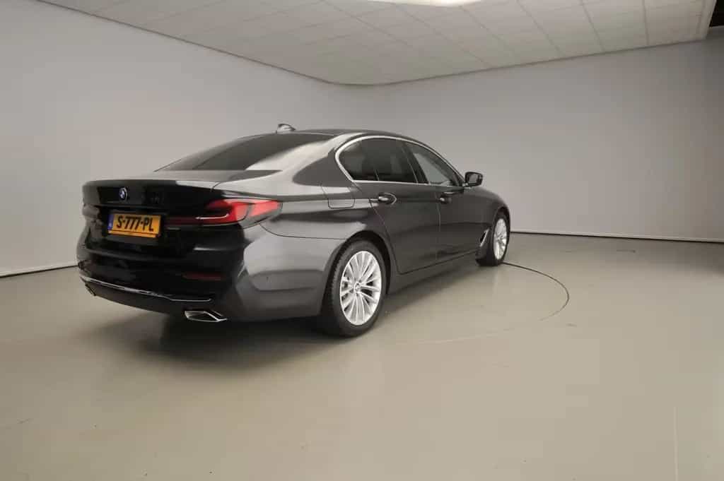 BMW 5 Series 520 5 Serie Sedan 520i | LED | Leder | navi | Co 03/2023-photo-1