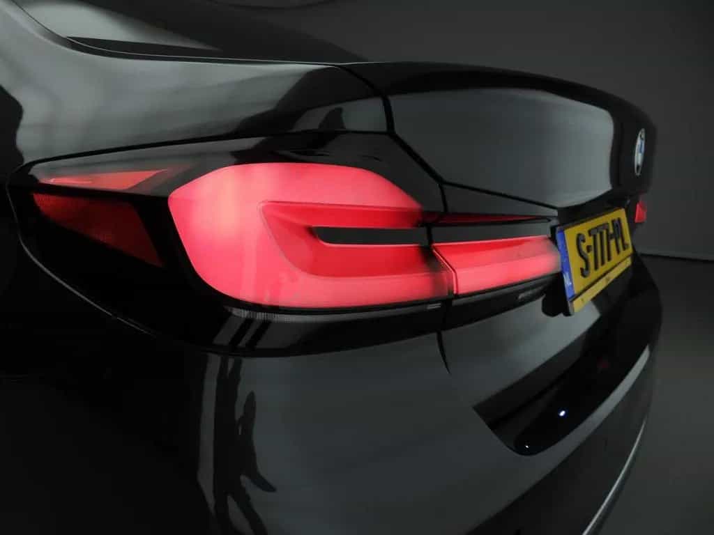 BMW 5 Series 520 5 Serie Sedan 520i | LED | Leder | navi | Co 03/2023-photo-19
