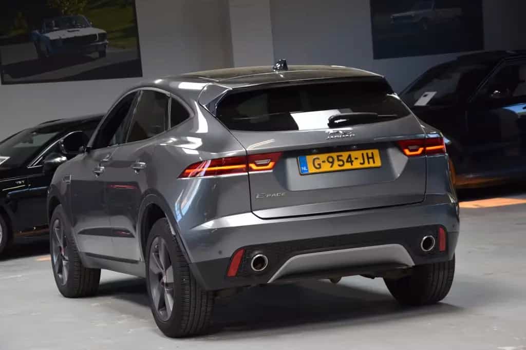 Jaguar E-Pace Motorschade Diesel-180 AWD SE R-Dynamic 03/2019-photo-1