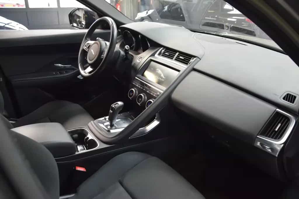 Jaguar E-Pace Motorschade Diesel-180 AWD SE R-Dynamic 03/2019-photo-20