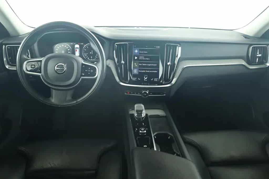 Volvo S60 B4 Inscription LED Pano Navi HK ACC STHZ 360 01/2022-photo-11