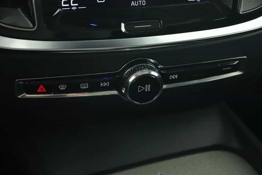 Volvo S60 B4 Inscription LED Pano Navi HK ACC STHZ 360 01/2022-photo-19