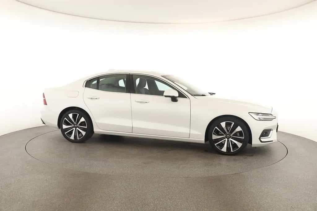 Volvo S60 B4 Inscription LED Pano Navi HK ACC STHZ 360 01/2022-photo-23