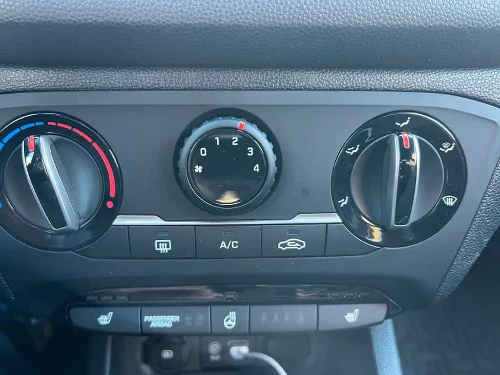 Hyundai i20 Active Trend 1 Hand Autom. Garantie 01/2021-photo-27