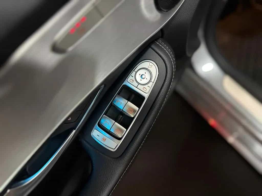 Mercedes-Benz C-Class 250 T Edition C AMG-LINE*PANO*NIGHT*LED*AHK* 06/2018-photo-14