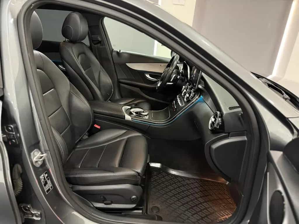 Mercedes-Benz C-Class 250 T Edition C AMG-LINE*PANO*NIGHT*LED*AHK* 06/2018-photo-28