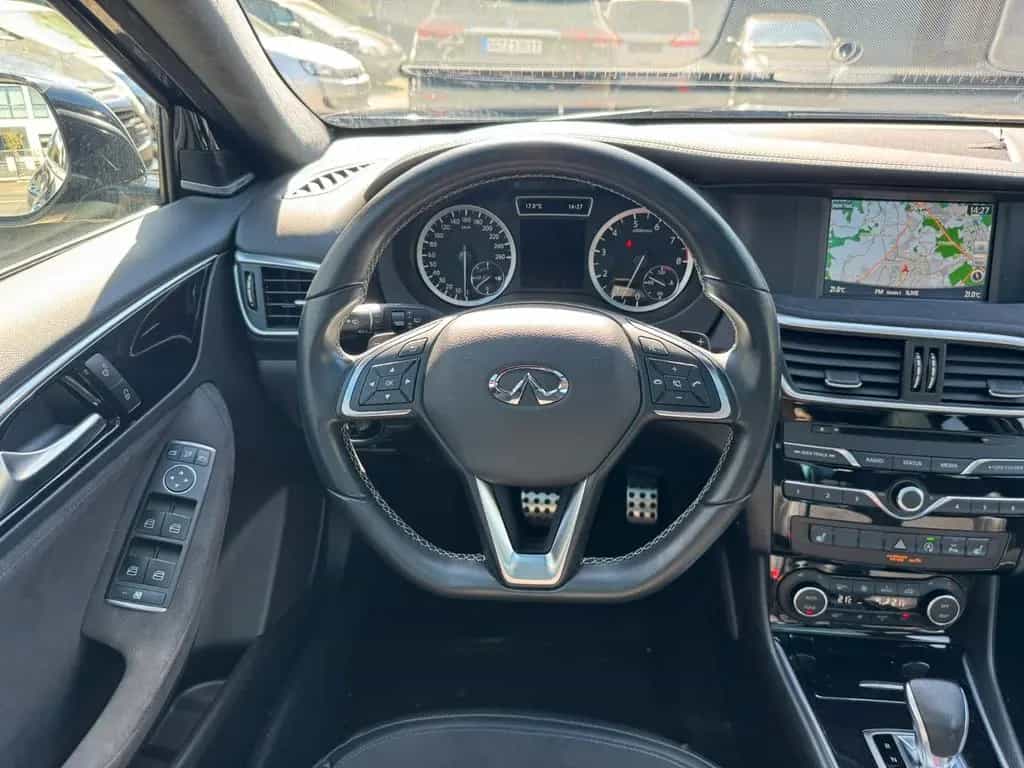 Infiniti Q30 S 2.0t AWD/LED/360°/Pano/Bose 02/2017-photo-28