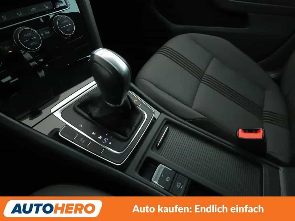 Volkswagen Golf VII 1.4 TSI Allstar BMT Aut.*NAVI*XENON*ACC 06/2016-photo-24