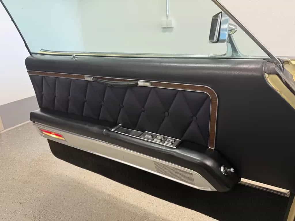 Lincoln Continental Mark 3 460 V8 H-Kennzeichen Oldtimer 07/1969-photo-17