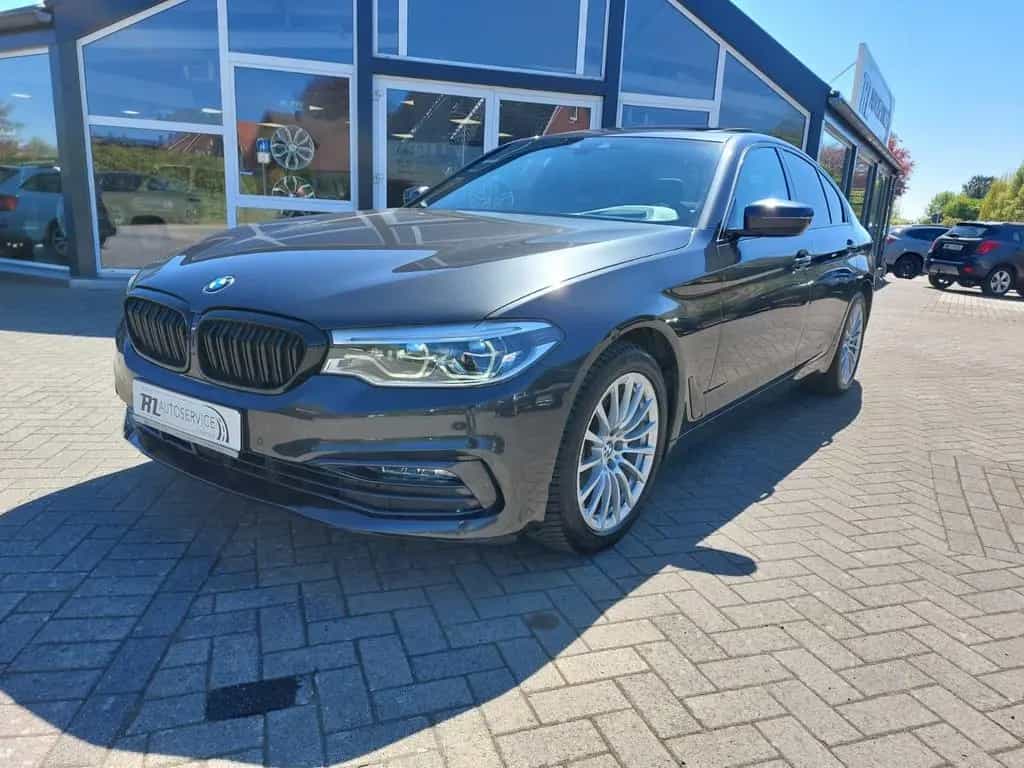 BMW 5 Series 520 D Lim. Sport Line+LEDER+SHD+KAMERA+LED+KEYL+ 12/2019-photo-0