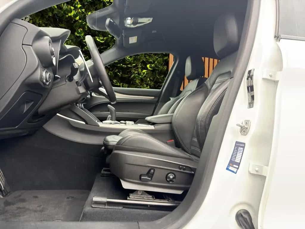 Alfa Romeo Stelvio 2.2 210 CV AT8 Q4 Veloce BELL 04/2022-photo-9