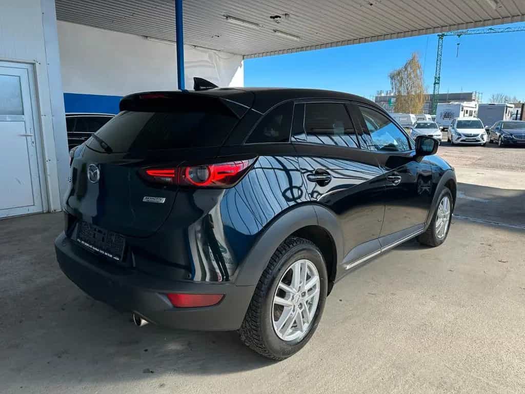 Mazda CX-3 Sports-Line / LED / BOSE / SHZ / KAMERA 09/2018-photo-3