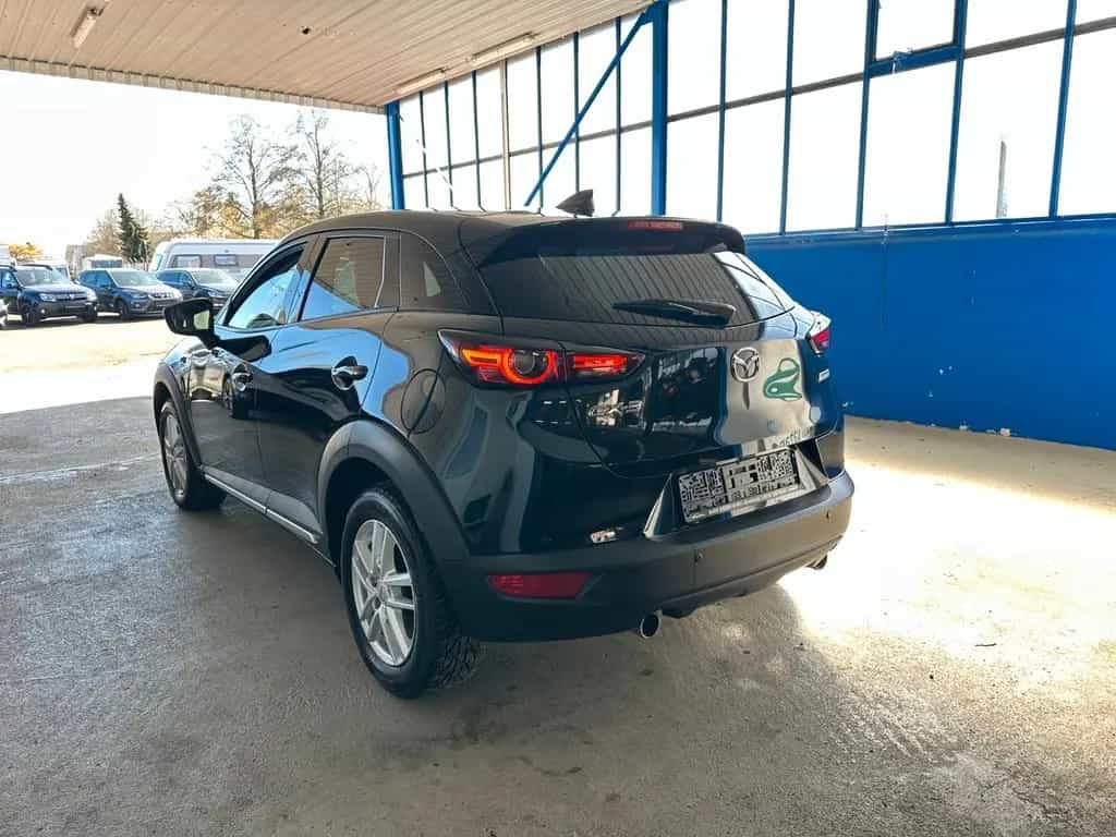 Mazda CX-3 Sports-Line / LED / BOSE / SHZ / KAMERA 09/2018-photo-4