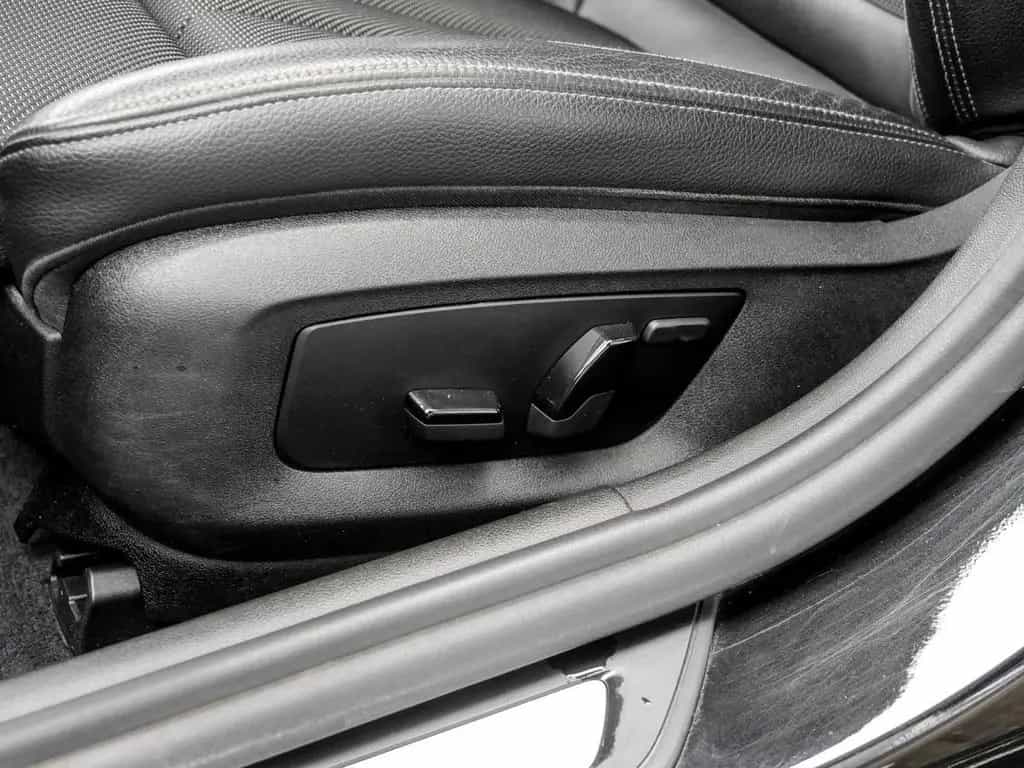 BMW 5 Series 530i A Sport Line AHK RFK NAVI LED PDC V+H LM 12/2018-photo-11