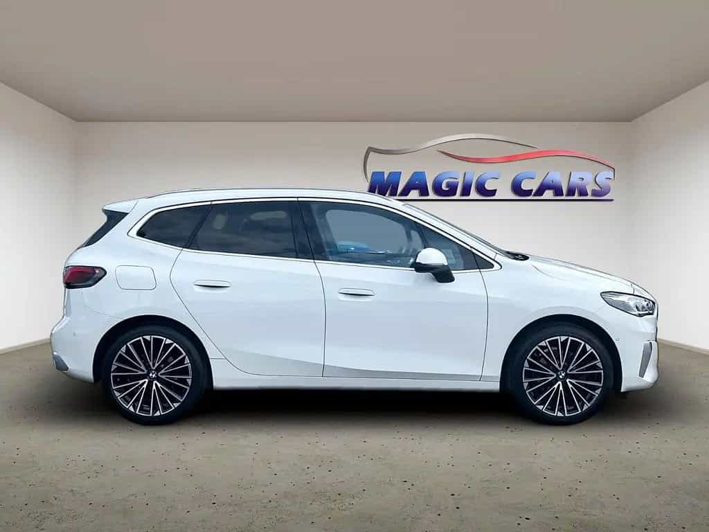 BMW 218 d Active Tourer Luxury Line *LED*AHK*LIVE* 08/2022-photo-10
