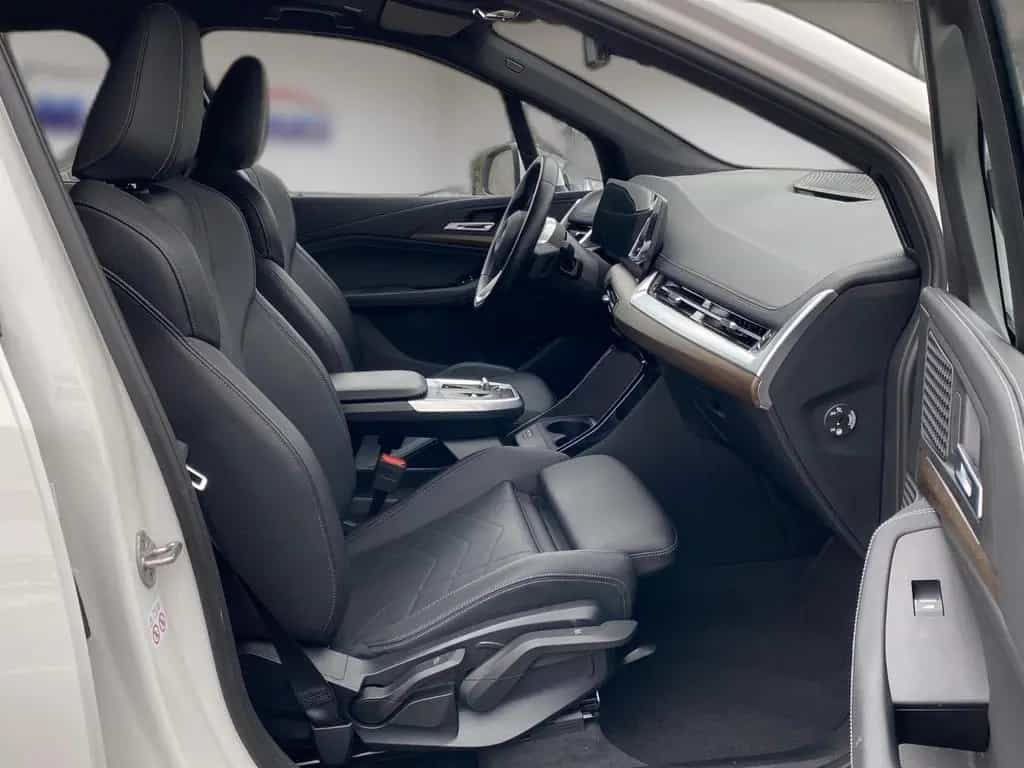 BMW 218 d Active Tourer Luxury Line *LED*AHK*LIVE* 08/2022-photo-11