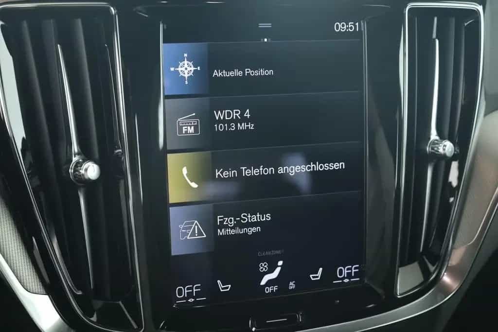 Volvo S60 B4 R-Design LED HarmanK Pilot KeyGo STHZ 360 02/2022-photo-17