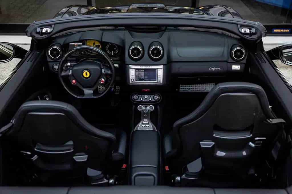 Ferrari California 4.3 V8, Carbon Sportstoelen, NL auto, 04/2010-photo-20