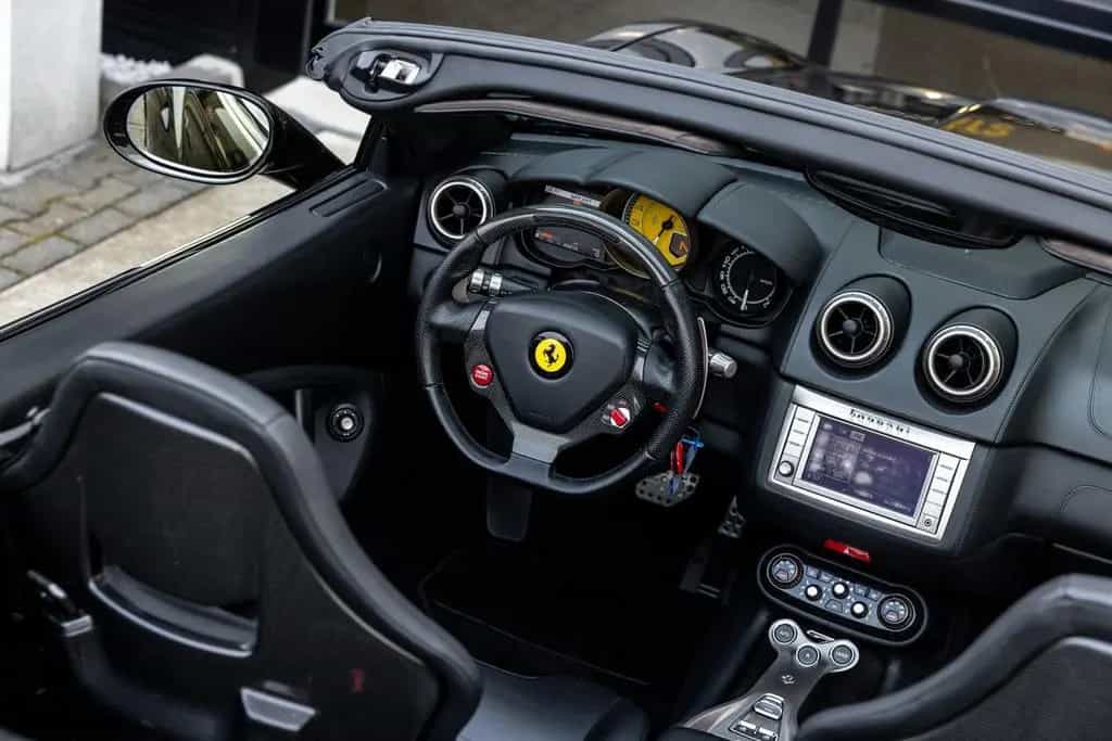Ferrari California 4.3 V8, Carbon Sportstoelen, NL auto, 04/2010-photo-24