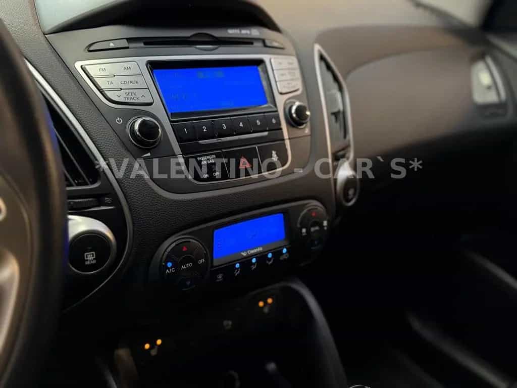 Hyundai ix35 Premium 4x4/Shz/Multi/Temp/PDC/Leder/Isofix 04/2012-photo-19