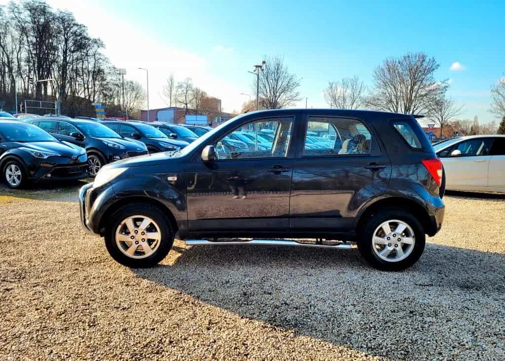 Daihatsu Terios 4WD Top S 1.5*Eu 4*Aut.*AHK*Klima*M+S*LMF 01/2007-photo-1