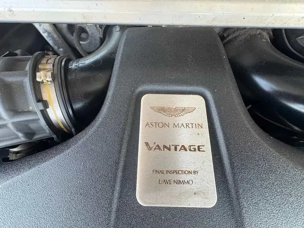 Aston Martin V8 Vantage 4.0 V8 voll sehr gepflegt 05/2020-photo-22